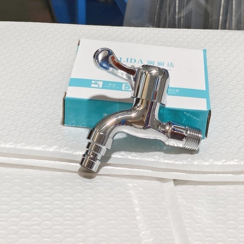 Kuhinjska slavina za hladnu vodu, jednoručna, pogodna za spajanje na perilicu i mop umivaonik, keramički kartridž, mesing tijelo, maksimalna temperatura 60°C, nazivni tlak 1,6 MPa