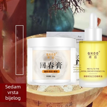 QHOO maska od gline sa ženšenom – hidratira i njeguje kožu, obnavlja tamni ten