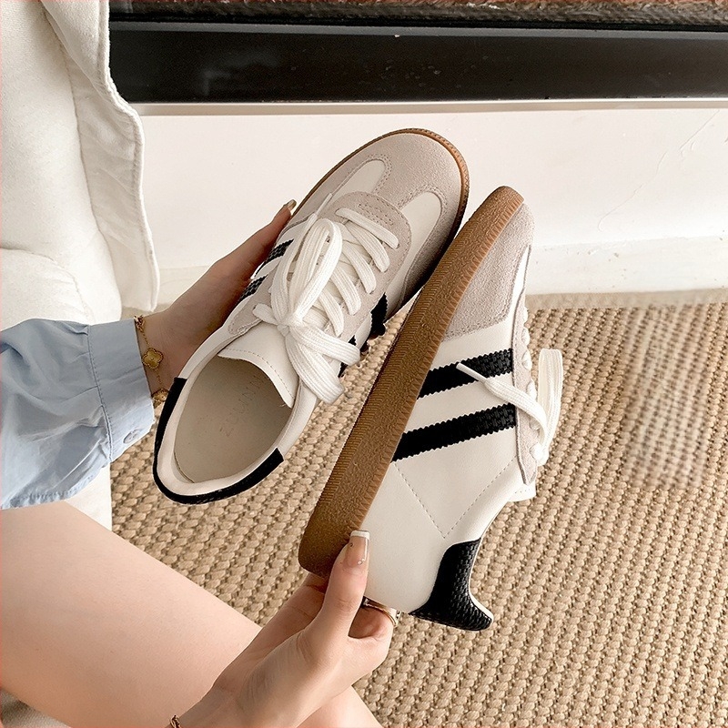 Ženske svakodnevne tenisice s nubuk kože na vrhu, vezice, gumasta potplat, niski dizajn, mikrovlatna unutrašnjost, zaokruženi vrh prstiju, sve sezone, visina pete 3–5 cm