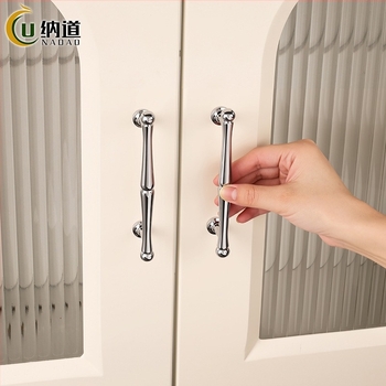 Drška za vrata kuhinjskog ormara i ladice – Francuski stil od mesinga, CNC obrada, model 2983, Nado