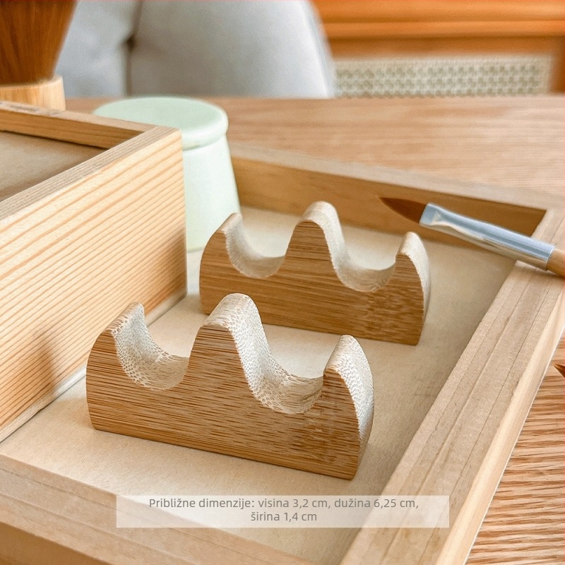 Stolni držač za nokte s višestrukim pretincima za alate za manikuru