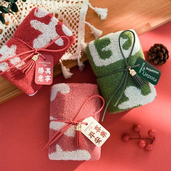 Poklon ručnik za lice od 100% pamuka, pređa 32s, težina 50–80 g, mogućnost personalizacije