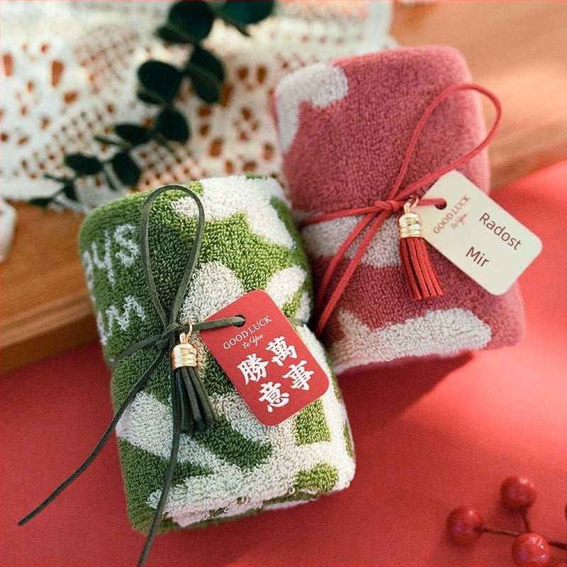 Poklon ručnik za lice od 100% pamuka, pređa 32s, težina 50–80 g, mogućnost personalizacije