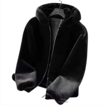 Muški kaput od mink krzna sa kapuljom, srednja duljina, opuštenog kroja, zatvarač, prirodna krzna