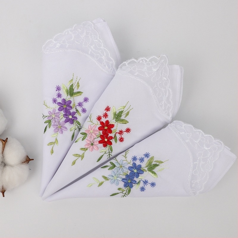 Pamukana maramicа brodrena s čipkom, 45 g, set od 6 komada