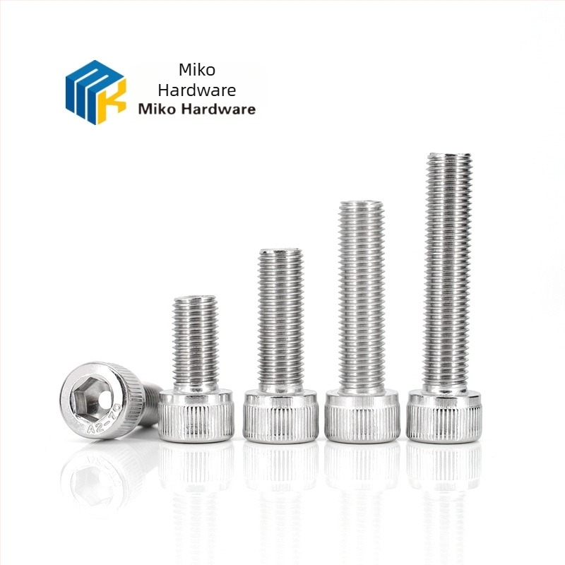 Vijak s šesterokutnom utičnicom i cilindričnom glavom DIN 912, nehrđajući čelik A4-70, bijeli završni sloj