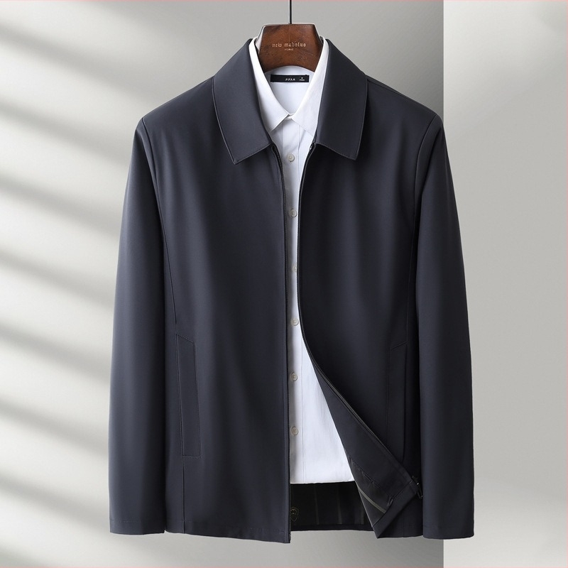 Muška zimna jakna s debelim punjenjem i poliesterom, ovratnik s reverom, zatvarač, slobodan kroj, jednobojna boja