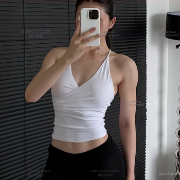 Ženski halter top – sportski top s umetnim jastučićima za prsa, poliester, upija znoj, redovna duljina, ljeto 2025 (Poliester • Upija znoj • Regularna duljina • S umetnim jastučićima za prsa)