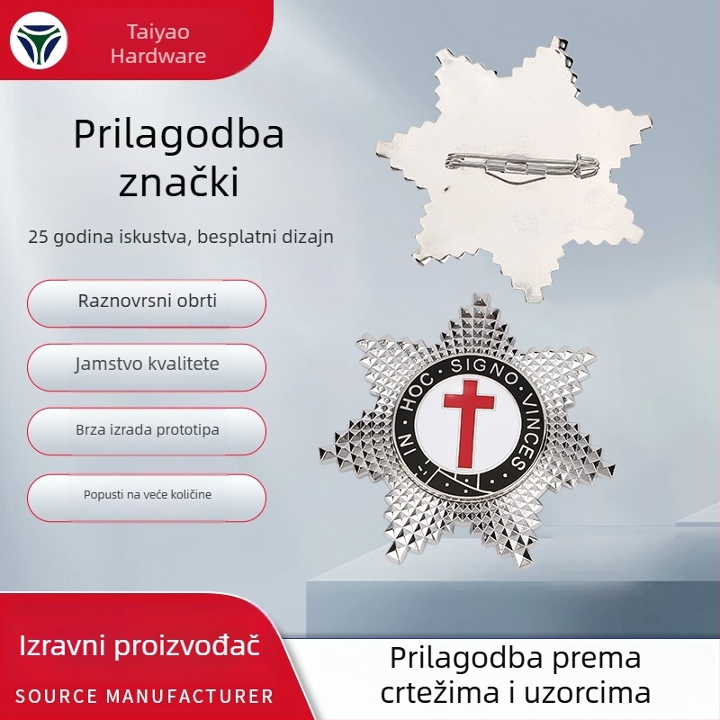 Metalni bedž s prilagođenim logom, cinkova legura, lijevanje die-casting, načini nošenja: leptir kopča, igla ili gumb, poklon kutija