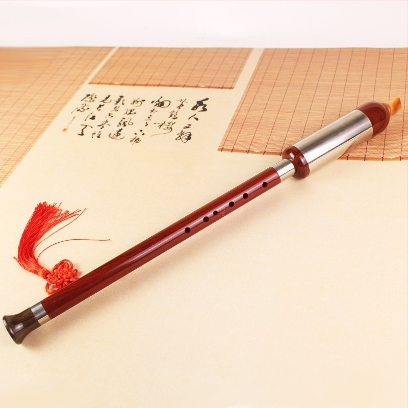 Bawu, imitacija mahagonija od smole, vertikalni puhački instrument, tipke: C, Bb, G, F, kožna kutija