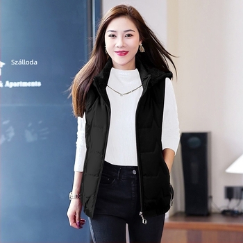 Kétoldalas téli mellény poliészter anyagból, pamut töltettel, levehető kapucnival, álló gallérral, cipzár, laza szabás