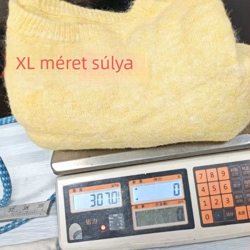 Akril pulóver, lazított szabás, kerek nyak, hosszú ujj, egyszínű
