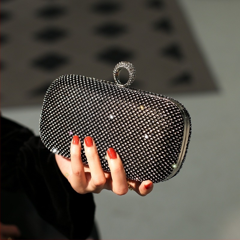 Csillogó rhinestone esti clutch táska, poliészter, vízszintes négyszög alakú, záró retesz, telefontartó zseb