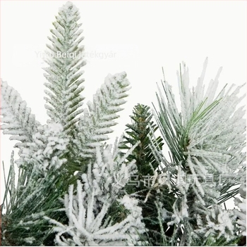 Beiqi PVC karácsonyi fa medál – koszorú gyűrűvel