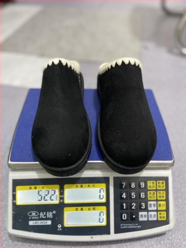 Női téli pamut otthoni papucsok, kerek orr, matt felső rész, rövid műszőrme bélés, vastag gumi talp