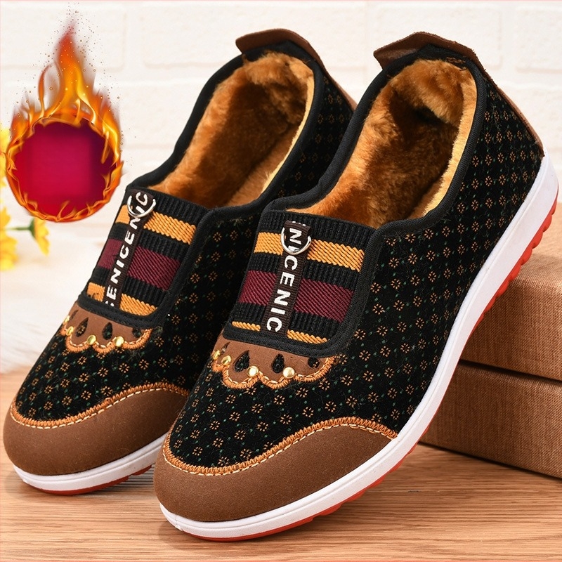 Női téli pamutcipő műszálas rövid plüss béléses, kerek orrú, velúr felsőrész, alacsony talppal