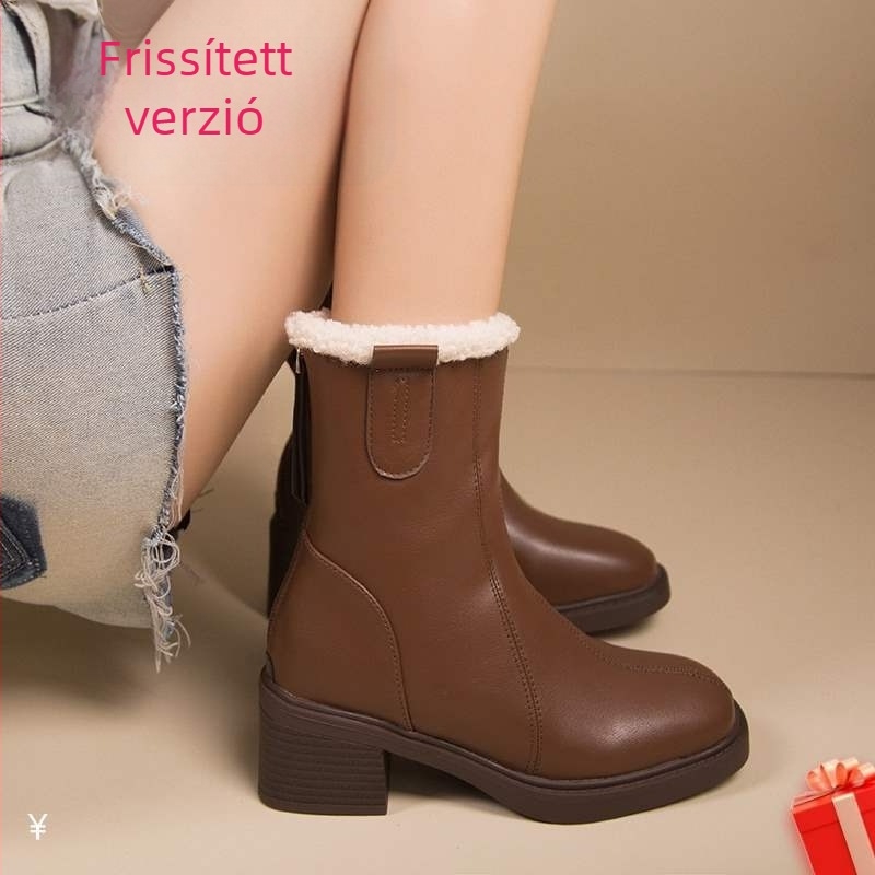Brit stílusú fleecével bélelt rövid bakancs PU felsőrésszel, gumírozott talppal, alacsony szárú, hátsó cipzárral