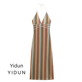 Halter nyakú ruha V-nyakú kivágással, ujjatlan, hosszú fazon, poliészter, 3D mintázat