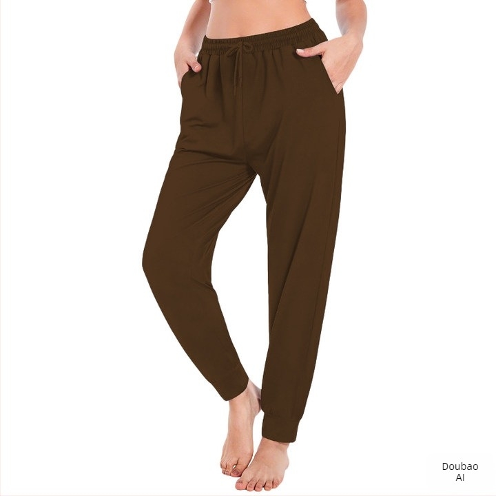 Női casual cropped nadrág, magas derekú, laza szabás, Milk Silk anyagból (90–95% poliészter, <30% spandex), kefélt felület, elasztikus derék.