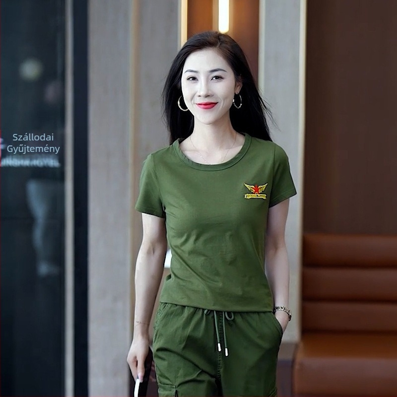 Nyári két darabos matróz-stílusú táncos szett: rövid ujjú környakú felső és elasztikus derekú, szűk szárú nadrág