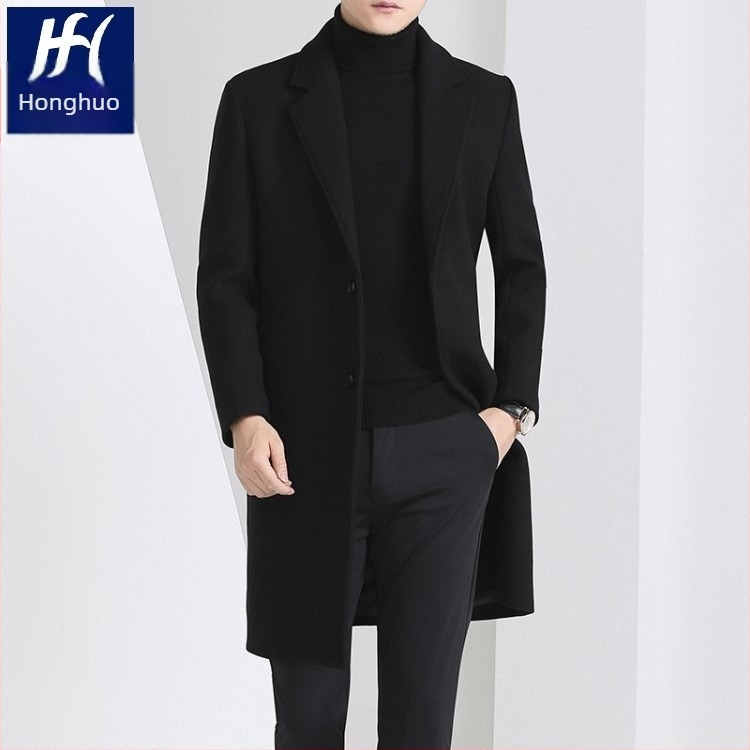 Gyapjúkabát, városi stílus, karcsú szabás, vastag gyapjú, egysoros záródás, V-nyakú gallér, poliészter bélés