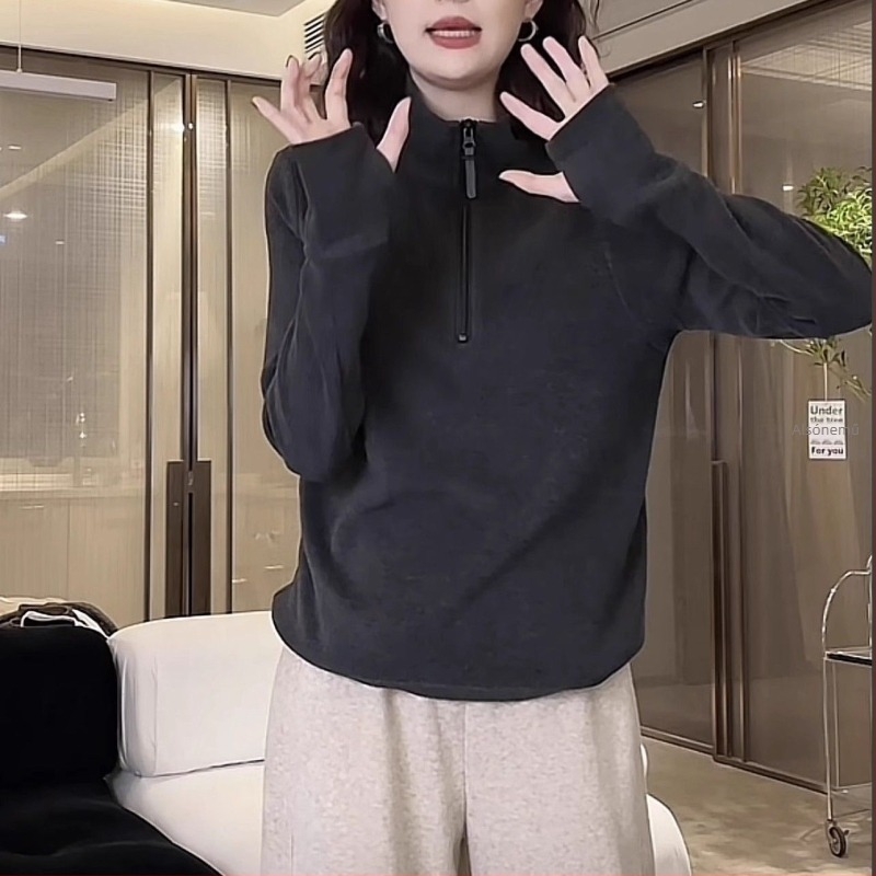 Női Zip Hoodie German Terry anyagból, álló gallér, hosszú ujjú, lazán szabott, normál hosszúságú