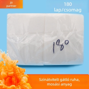 Színeződés elleni mosó törölköző (nemszőtt textil; aktív anyag tartalom 75–80%; 10 g darabonként; csomagolás 500 darab)