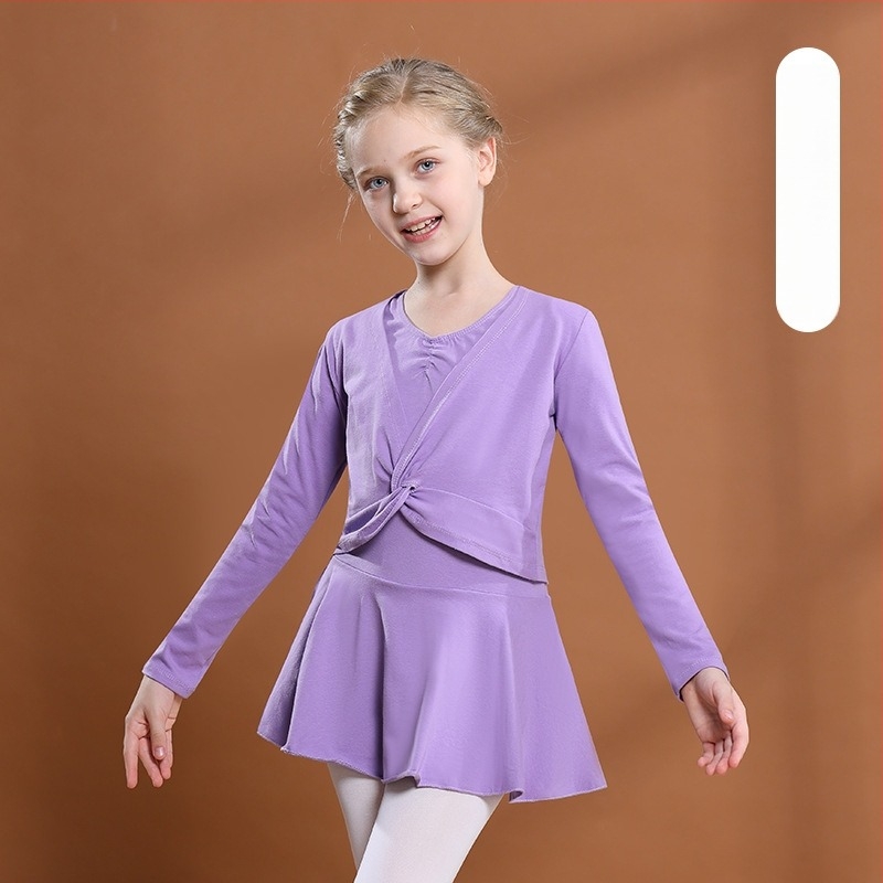 Gyerek tánckabát fleeces béléssel – téli/ősz szezonhoz, balethez, latin és néptánchoz, akril anyagú külső és akril bélés