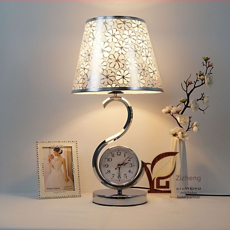 Asztali lámpa LED világítással, üvegbura, minimalistikus modern stílus, 110-240 V