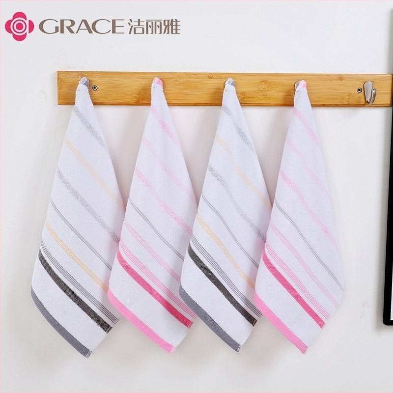 Négyzet alakú arctörlő, 100% pamut, 16-count szál, 45 g, vízfelvétel 5–10 s