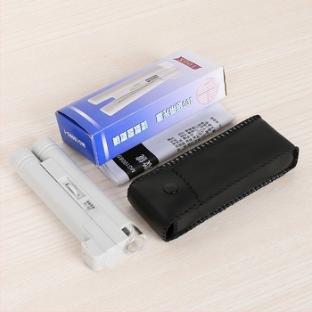 Kézben tartható LED-es mikroszkóp 100×-es nagyítással és mérőskálával, oktatási célokra