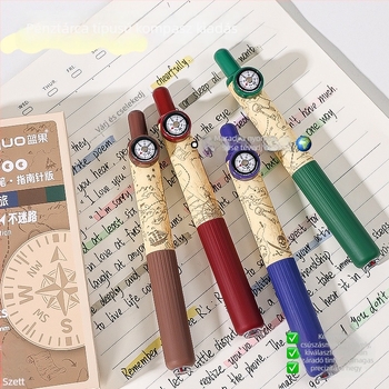 Blue fruit Compass zsebpen — műanyag test, rozsdamentes acél tollhegy, tömeg 60 g.