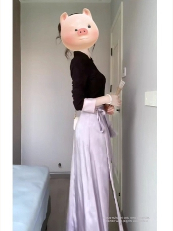 Két rész Chenille készlet 90-95% Spandex-szel: hosszú ujjú felső üreges gombokkal + fél szoknya kiemelt virág mintával (ősz-tél)