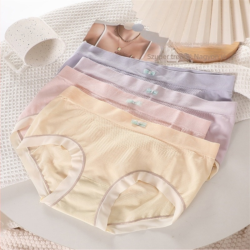 Nylonból készült női seamless alsó mulberry selyem belső réteggel, középmagas derekú, csípőemelő hatású, lélegző és antibakteriális