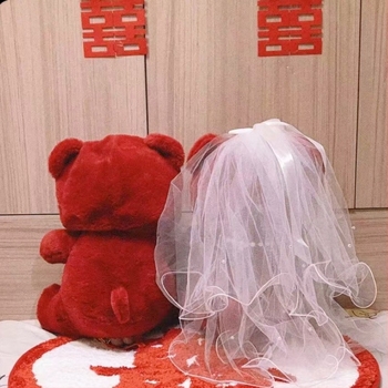 Esküvői plüssbaba pár - magas minőségű aranyos plüss párna fiatal házasoknak - PP pamut töltés, nagyon puha rövid plüss, ajándékdobozos csomagolás