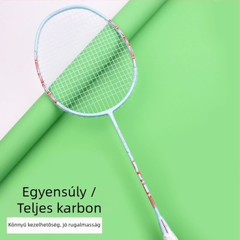 Badminton ütő - szénszálas keret, súly 80–84 g, markolat vastagsága G5, egyenes ütés, damil anyaga Fiber Silk