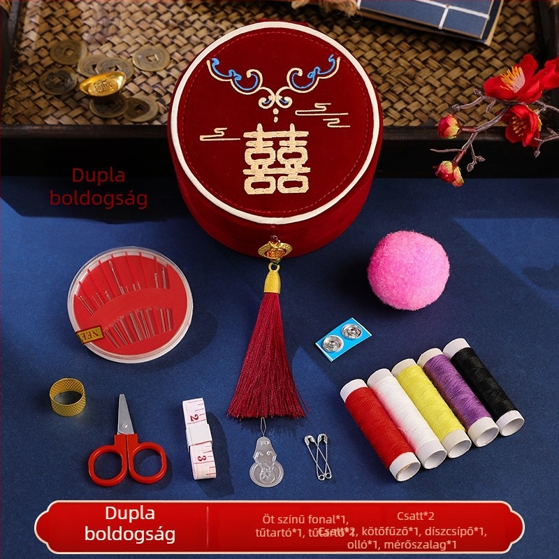 Esküvői varrótál - Szövetből készült hímzőkészlet menyasszony számára | Márka: Romantic happy event | Termékkód: Wedding sewing box | Anyag: Szövet | Összetevők: Hímzés