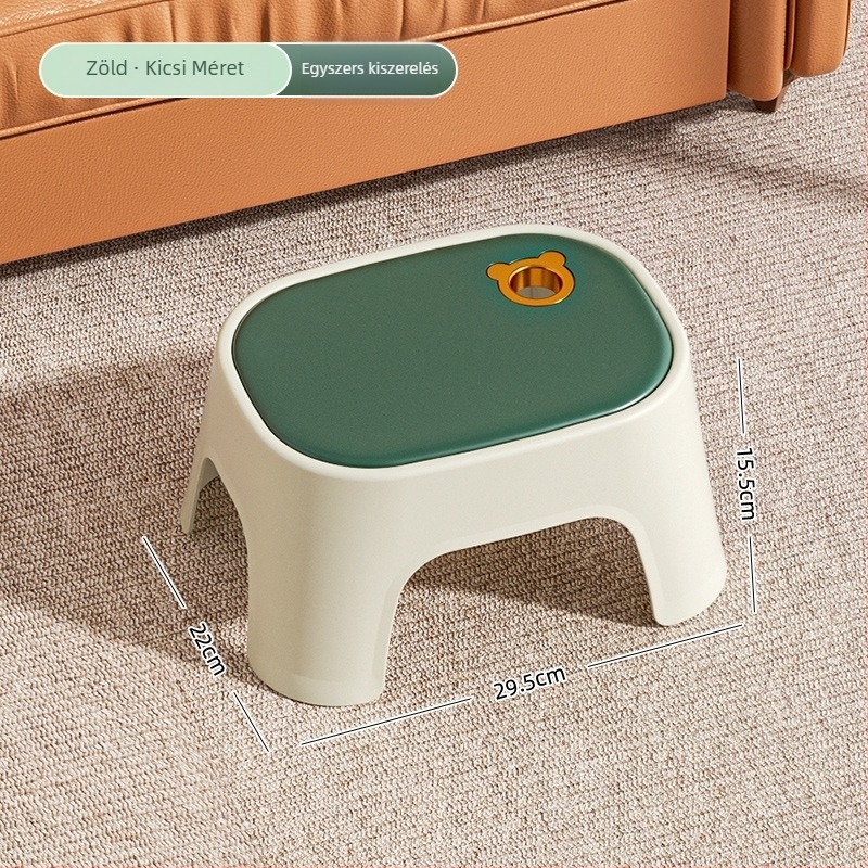 Műanyag szék, modell C4413A, nem összecsukható, otthoni használatra.