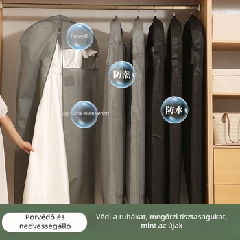 PEVA anyagú ruhaszsák átlátszó ablakkal, egyszerű modern stílusban; PEVA anyag; öltöny, palto, tollkabát és menyasszonyi ruha számára; por- és nedvesség elleni védelem; utazáshoz vagy hálószobai tároláshoz.