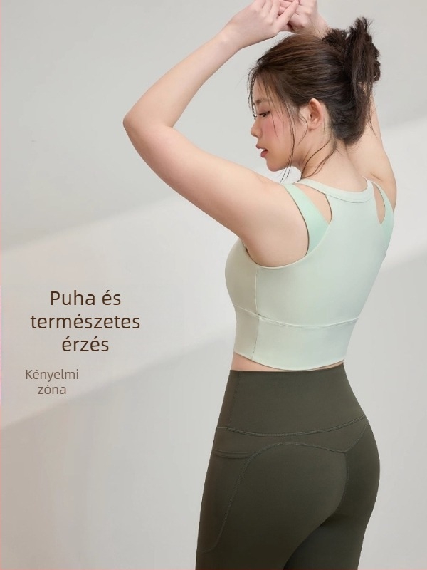 Plusz méretű női sportmelltartó és rövidnadrág szett (Ujj nélküli; Nylon/spandex 78/22; Beépített melltámasz)