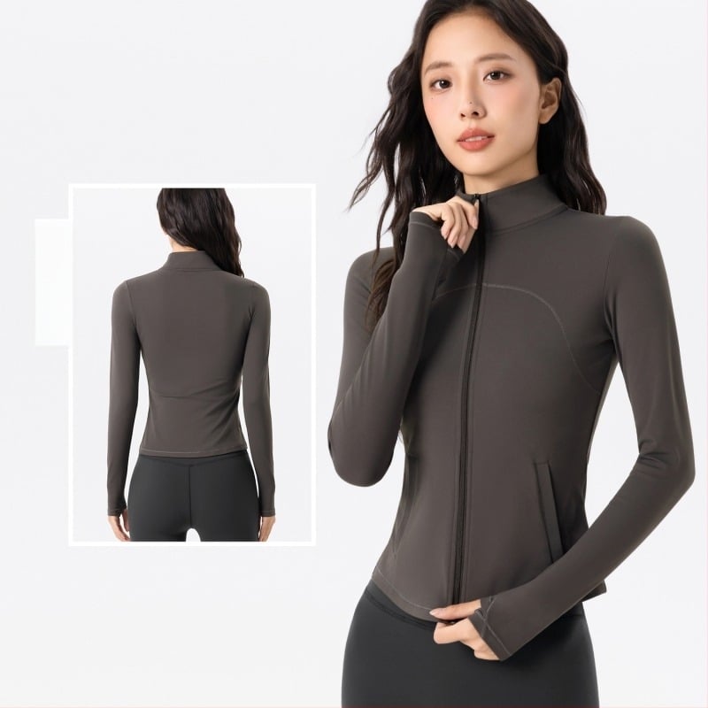 Jóga dzseki, karcsúsított fazon, hosszú ujjú, derékig érő hossz, meleg fleece, Cloud Feel dupla oldalú fleece, összetétel: 80% nylon, 20% spandex