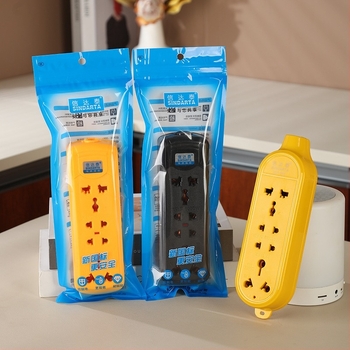 Áramosztó univerzális köraljzattal – 16A, 100–250V, 4000W, réz vezető, lángálló PVC ház