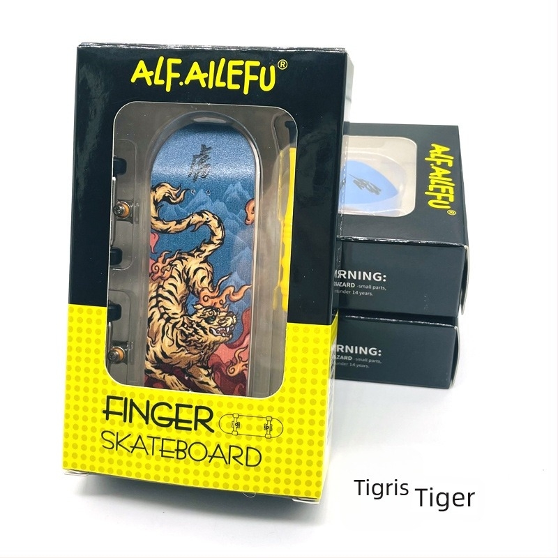 ALF fa skateboard, fa anyagú, dupla lengő mechanizmus, Alf-zodiac kollekció