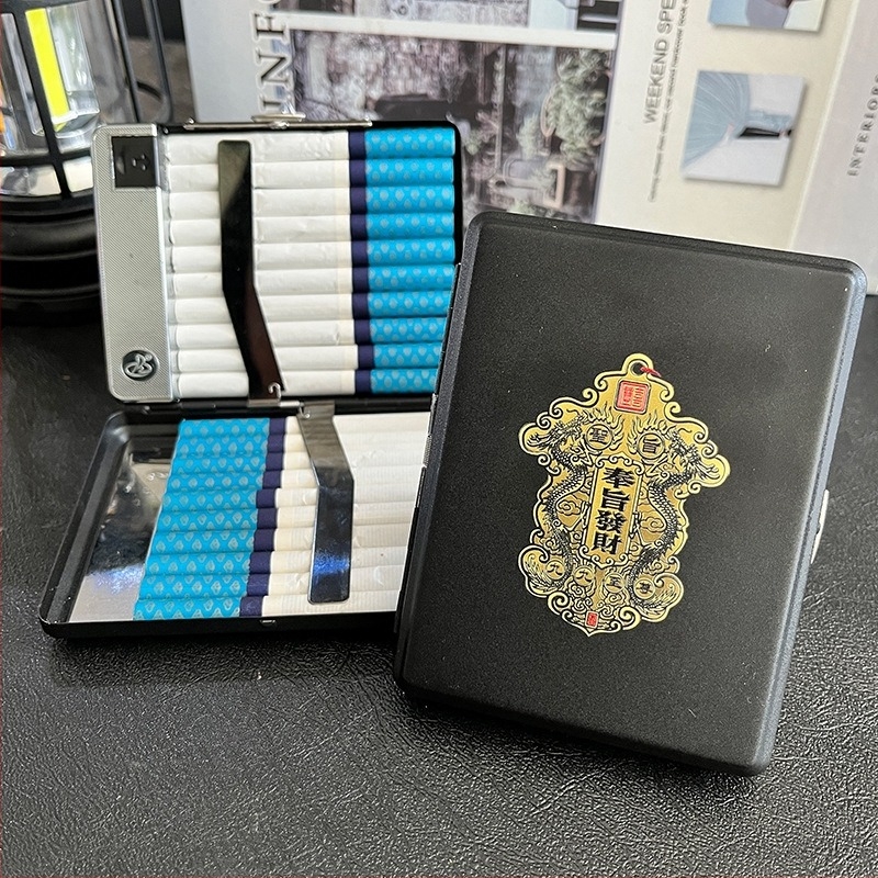 Fém cigarettás doboz beépített gyújtóval – befogad 20 cigarettát, logó nyomtatás és testreszabás elérhető; Cool Crown