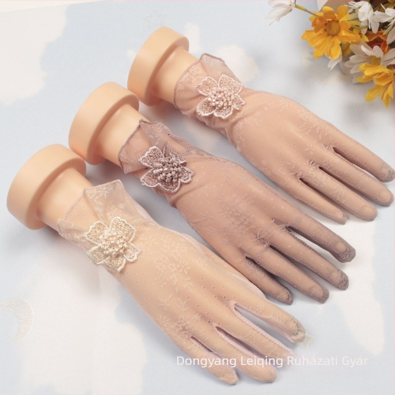 Női UV-védő kesztyű, pamut-poliészter anyag, alapanyag: poliészter, tartalom 31–50%, nyár 2022