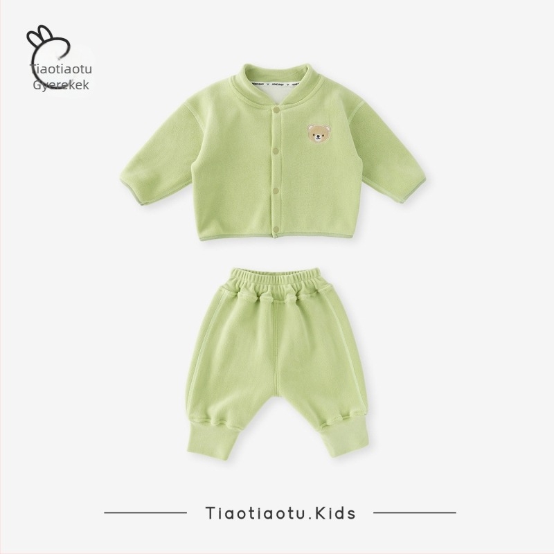 Két darabos gyermekruhafelső ősz/tél, uniszex, oatmeal knit anyag, 93% poliészter, hosszú ujjú felső, hosszú nadrág, zárás egy sor gombbal, Cartoon mintával