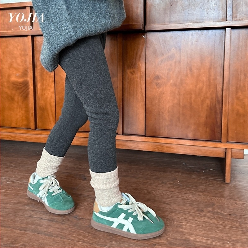 Lányoknak szóló gyerek leggings poliészterből, magas derekú, 3–8 éves korosztálynak, téli szezon.