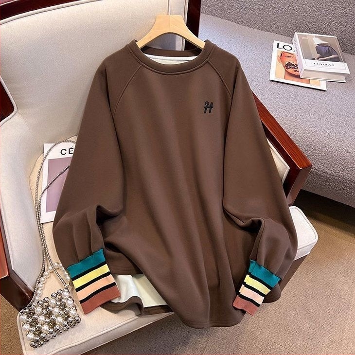 Derong fleece-belelt rétegzett pulóver nőknek, kerek nyakú, hosszú ujjú, laza szabású, egyszínű, őszi-téli kollekció.
