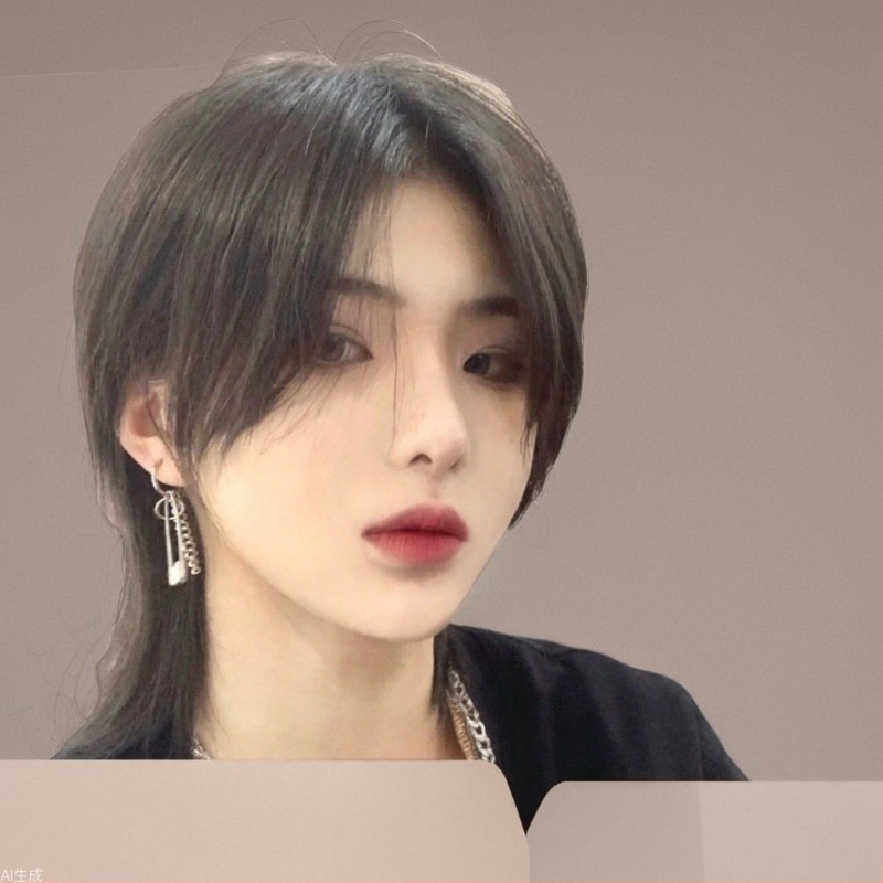 Férfi paróka rövid egyenes hajjal, hőálló szintetikus rostokból, modell 329, középső részű frufru, festhető, cosplayhoz