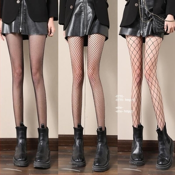Hálós harisnya hosszú csővel, vékony nylon anyag, 70–80% nylon tartalom